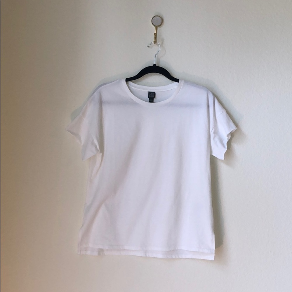 Wild Fable white t-shirt